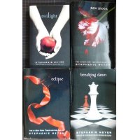 Twilight Saga 4冊 Twilight/New Moon/Eclipse/Breaking Dawn★Stephenie Meyer
