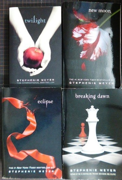 画像1: Twilight Saga 4冊 Twilight/New Moon/Eclipse/Breaking Dawn★Stephenie Meyer
