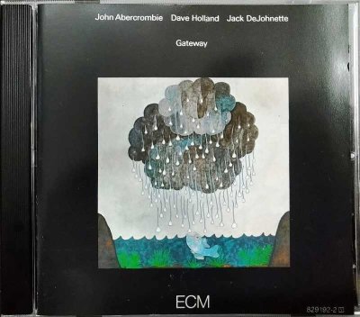 画像1: CD輸入盤★Gateway★John Abercrombie / Dave Holland / Jack DeJohnette ジョン・アバークロンビー デイヴ・ホランド ジャック・ディジョネット★西独盤 ECM 1061